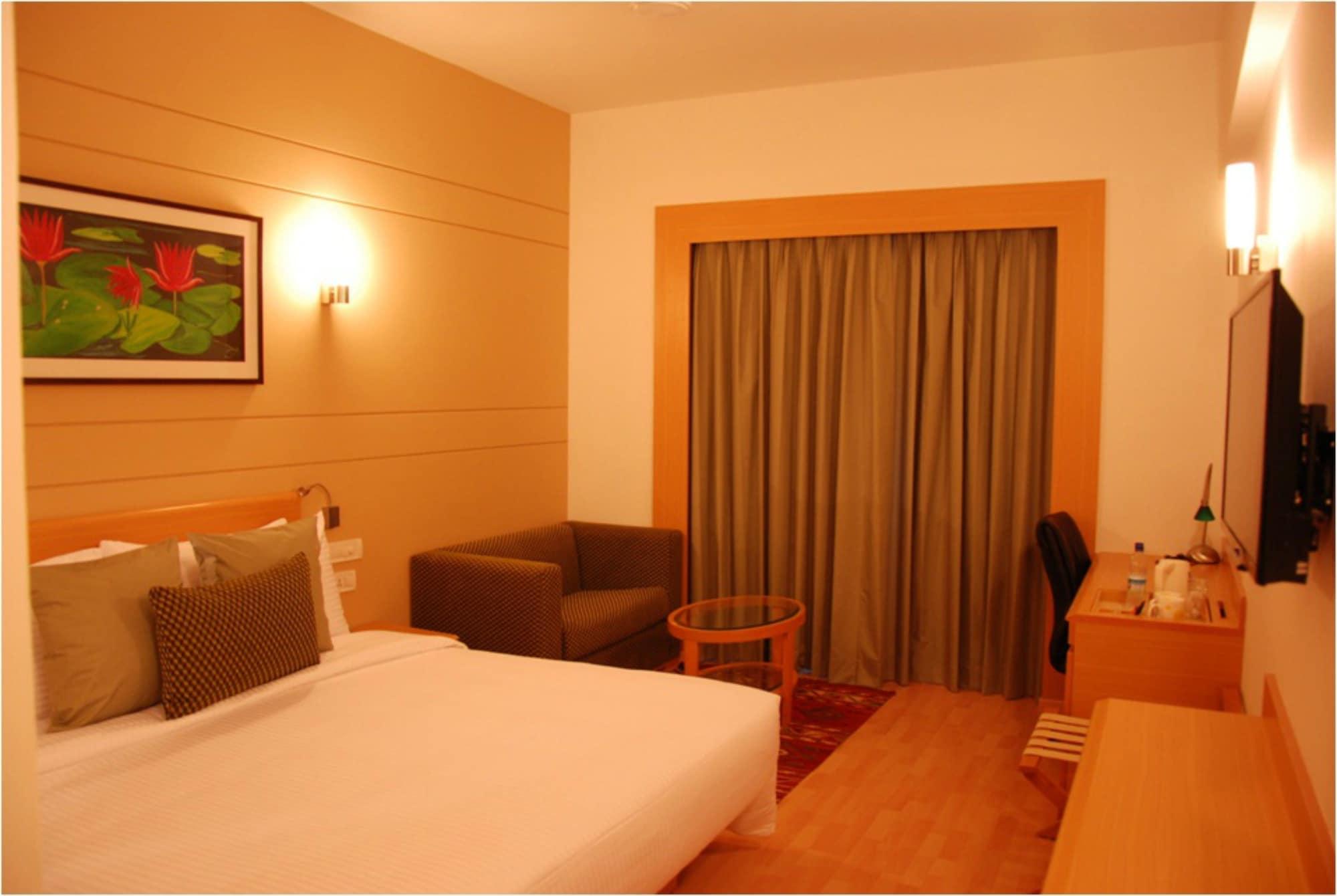 Lemon Tree Hotel, Gachibowli, Hyderabad Exterior foto