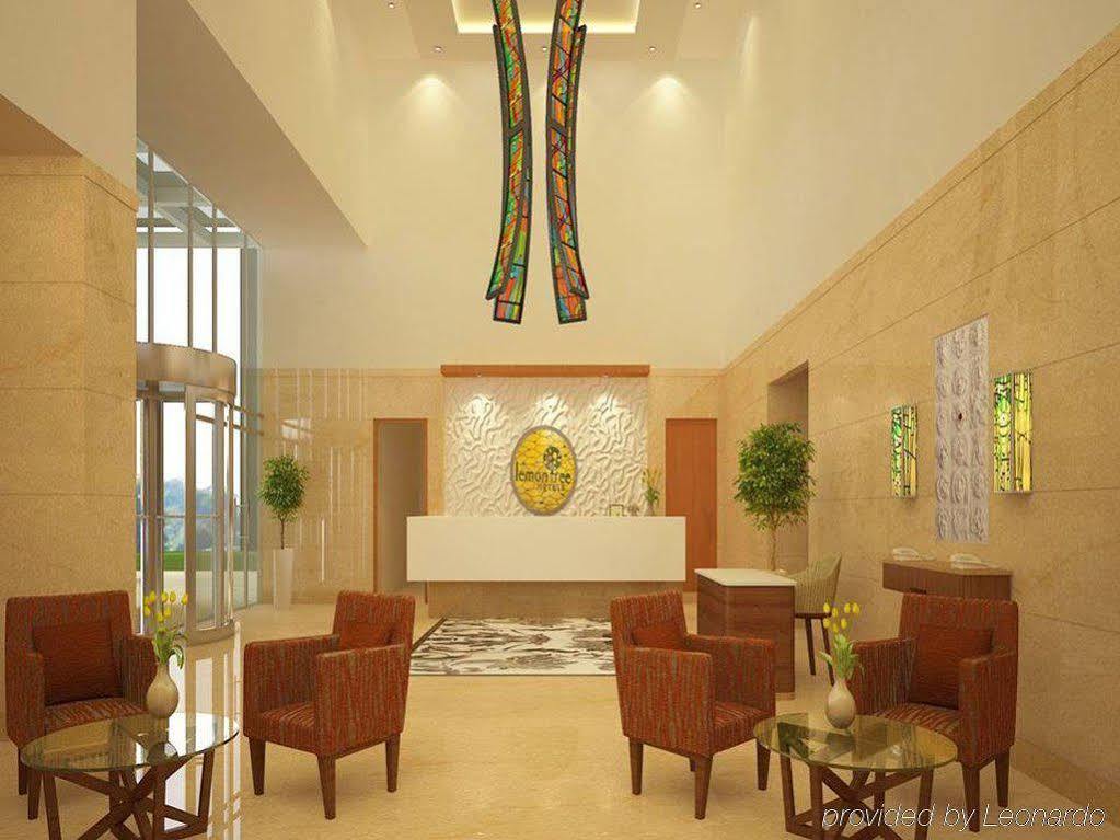 Lemon Tree Hotel, Gachibowli, Hyderabad Exterior foto