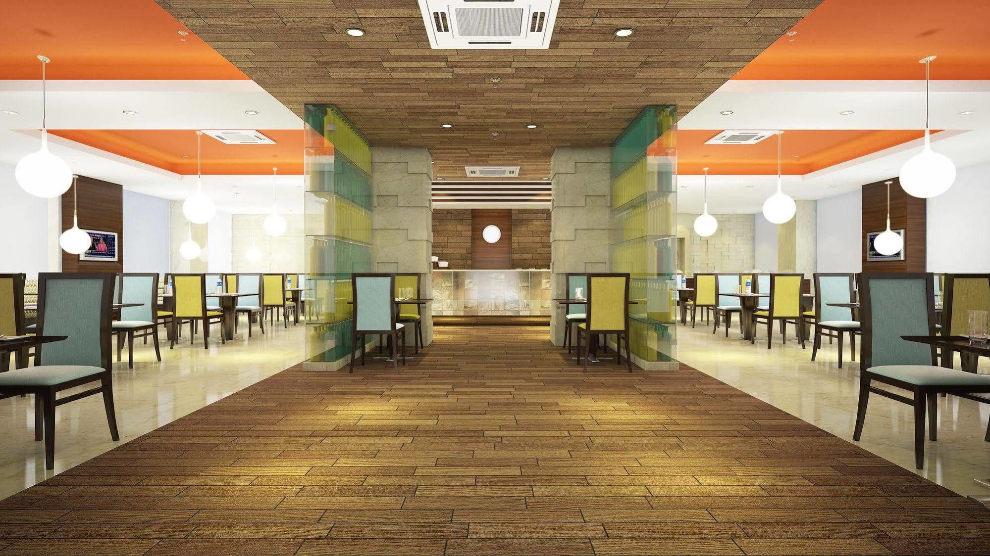 Lemon Tree Hotel, Gachibowli, Hyderabad Exterior foto